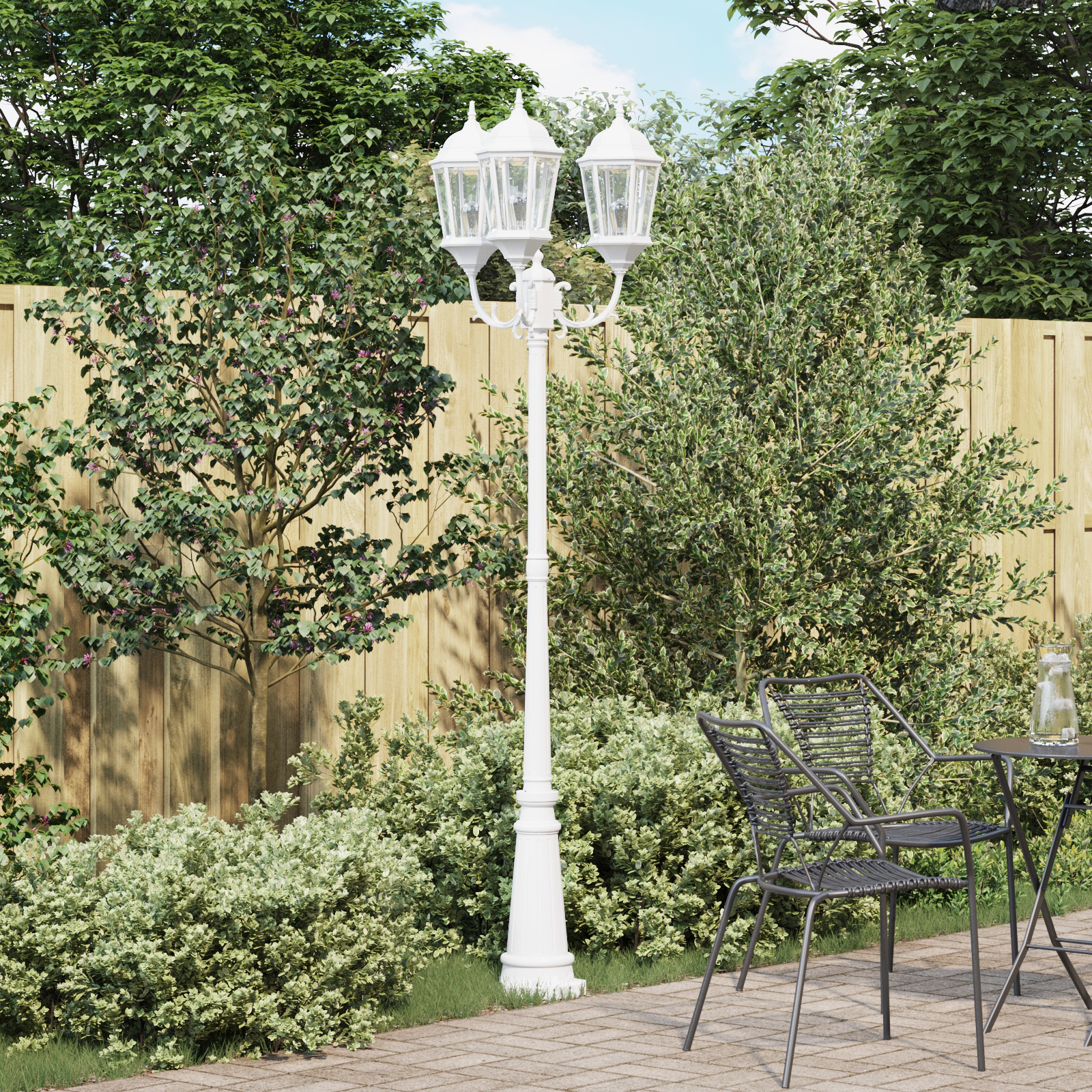 Gartenlaterne mit 3 Lampen E27 Weiß 235 cm Aluminium - Your Garden Eden